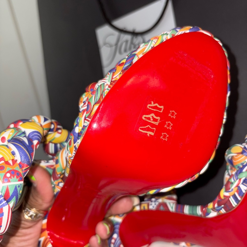 SOLD - Picture 2 of 6